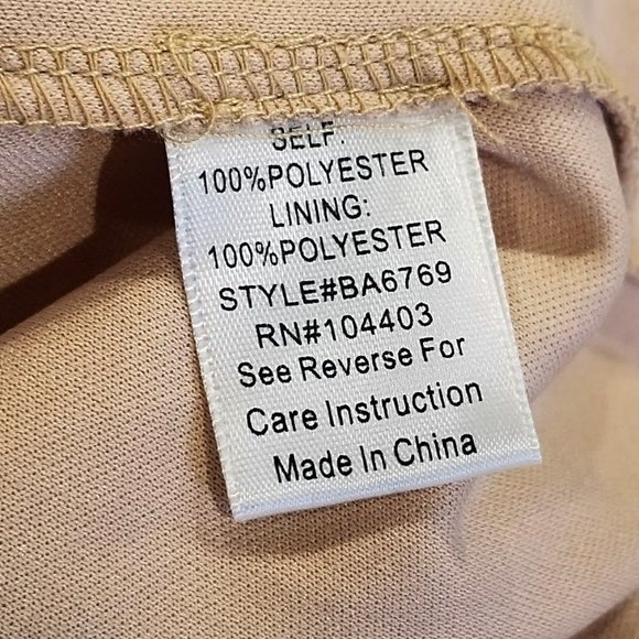 New Blu Pepper Lace Cold Shoulder Mini Dress Size Medium Womens White Nude Lined - Picture 15 of 16